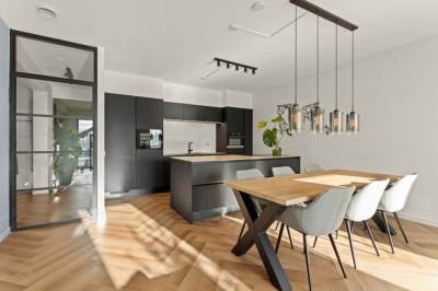 Woning Veembroederhof 135 Amsterdam