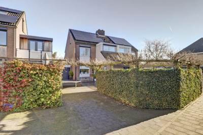 Woning Van Limburg Stirumstraat 45 Almkerk