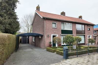 Woning Kerkpad 1 Zevenbergschen Hoek (Gem. Moerdijk)
