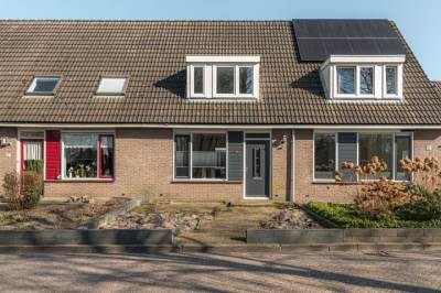 Woning It Krûmdeel 70 Oudega (Gem. Smallingerland)