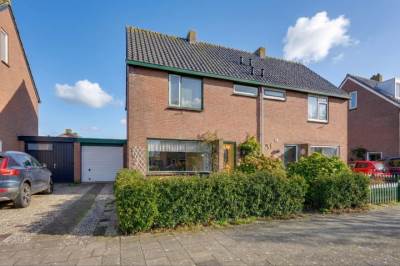 Woning Julianalaan 54 De Rijp