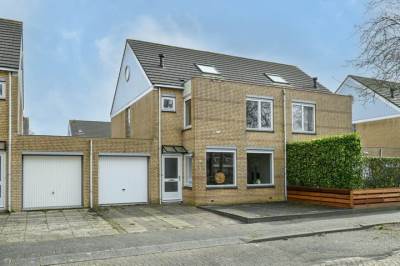 Woning Suze Robertsonlaan 10 Amstelveen