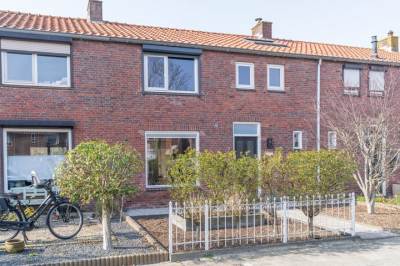 Woning Esdoornstraat 7 Nieuwerkerk
