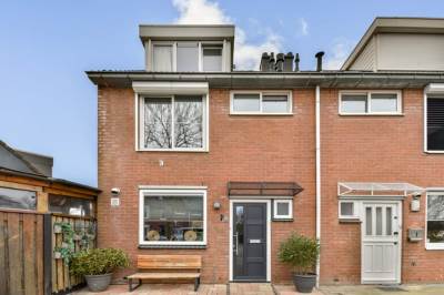Woning Smetanastraat 19 Spijkenisse