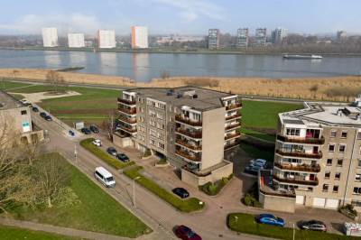 Woning Maasboulevard 7 Spijkenisse