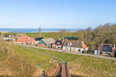 Woning Nieuwebildtdijk 420 St.-Jacobiparochie
