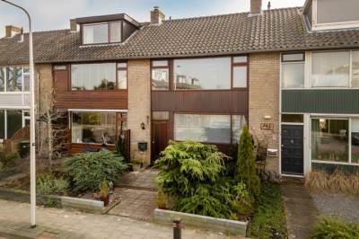 Woning Doctor Abraham Kuyperstraat 76 Moordrecht