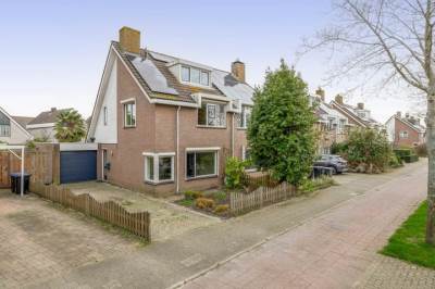 Woning Dag Hammarskjöldlaan 20 Hellevoetsluis