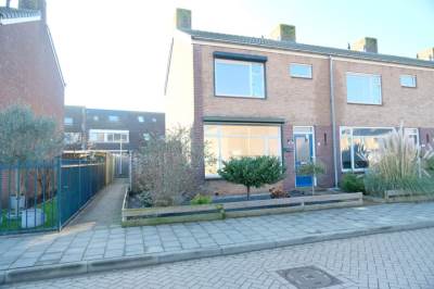 Woning Azaleastraat 60 Leerdam
