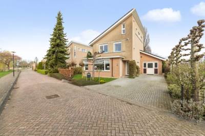 Woning Vrijthofflaan 27 Numansdorp