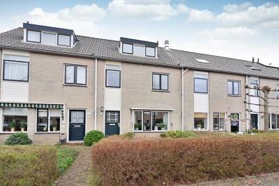 Woning Middelgronden 24 Huizen