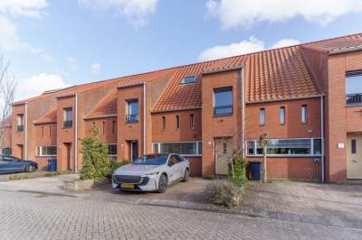 Woning Aardbeienstraat 8 Wateringen