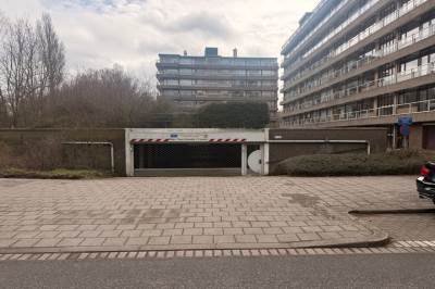 Garage Theo Mann-Bouwmeesterlaan 141 Den Haag