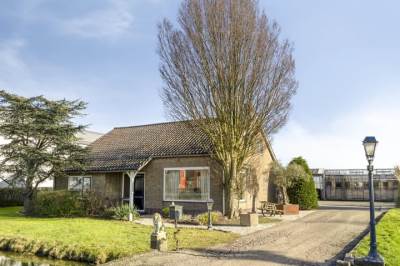 Woning Burgemeester Crezéelaan 70 De Lier