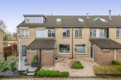 Woning Paradijsvogelhoek 22 Spijkenisse