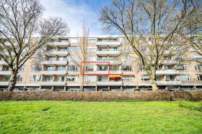 Woning Burgemeester Caan van Necklaan 498 Leidschendam