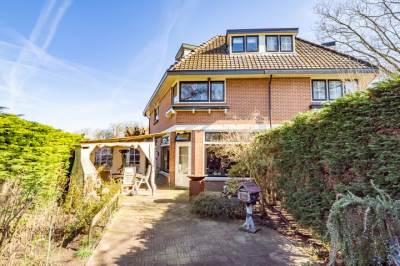 Woning Ds. Nahuyslaan 31 Zeist