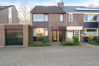 Woning Helmhof 32 Alphen aan den Rijn