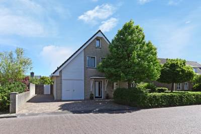 Woning van Beuningenstraat 21 Maasdijk