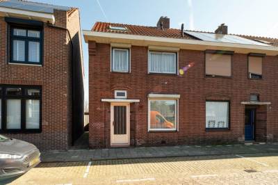 Woning Charitasstraat 17 Roosendaal
