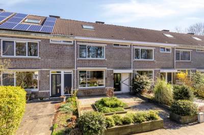 Woning Jean Monnetstraat 332 Heemskerk