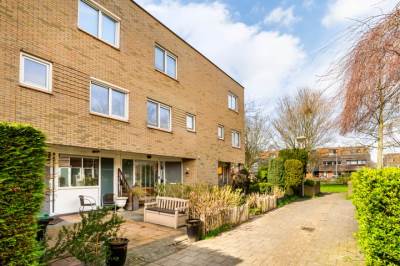 Woning J. Paxtonstraat 79 Velserbroek