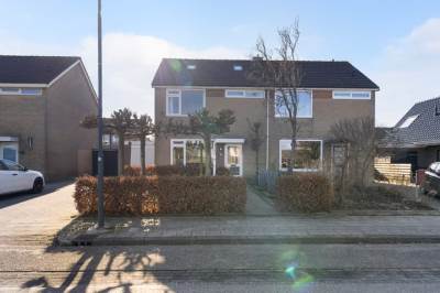 Woning Mieddyk 78 Menaam