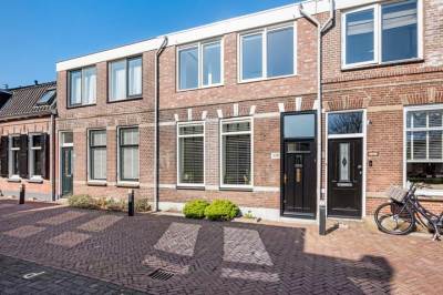 Woning J.W.C. Bloemstraat 19 Alphen aan den Rijn