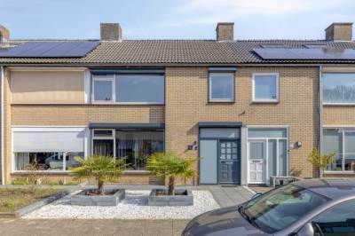 Woning Bartókstraat 72 Elst (GE)