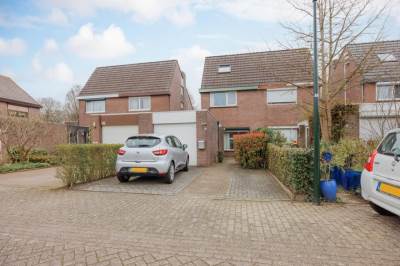 Woning Benraatshoef 37 Raamsdonksveer