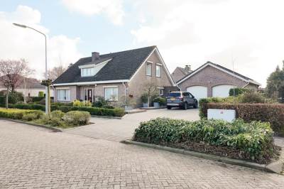 Woning Oesterzwam 33 Standdaarbuiten