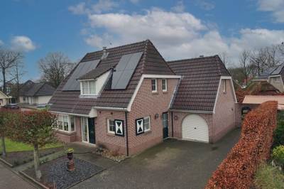 Woning Suze Robertsonlaan 12 Enschede