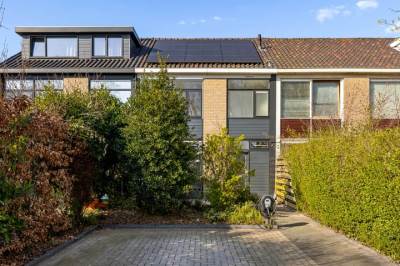 Woning Koningin Emmaweg 32 Houten