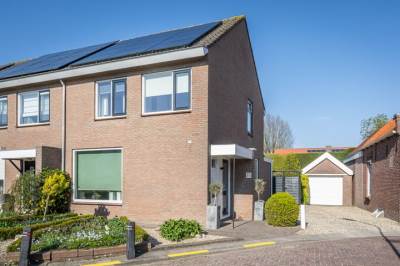 Woning Dijkhof 8 Stad aan 't Haringvliet