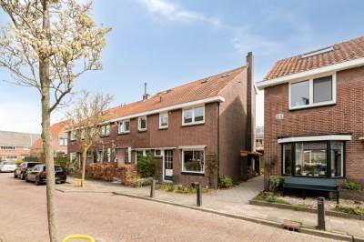 Woning Van der Leestraat 13 Alblasserdam
