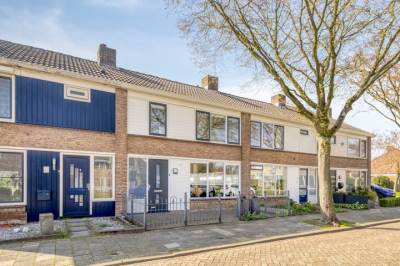 Woning Juliana van Stolberglaan 27 Goes