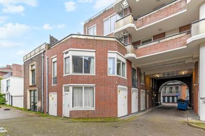 Woning Laan van Roos en Doorn 19C Den Haag