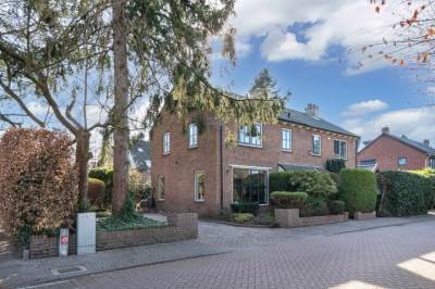 Woning Händellaan 13 Huizen