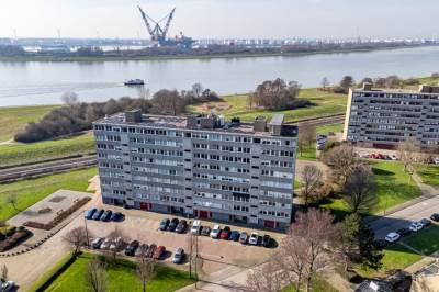 Woning Merellaan 595 Maassluis