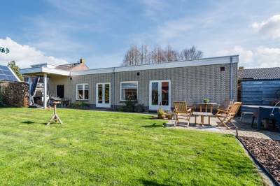 Woning Pastoor Suidgeeststraat 16 Venhuizen