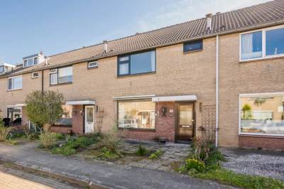 Woning Essenlaan 10 Nijkerk