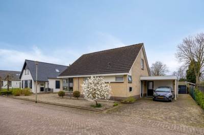 Woning Dennenstraat 4 Millingen aan de Rijn