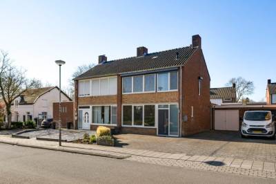 Woning Van Den Bongaertstraat 3 Haelen