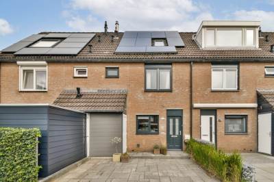 Woning Simon Vestdijk-erf 114 Dordrecht