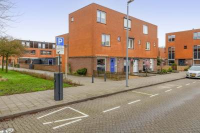 Woning Nieuwe Wetering 103 Hoogvliet Rotterdam