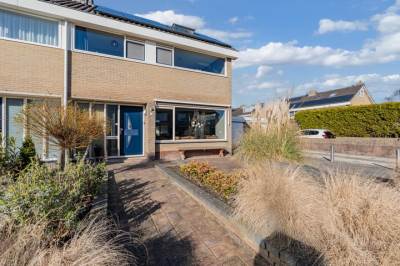 Woning A van Voorthuijsenweg 11 Franeker