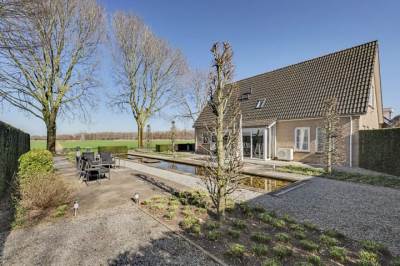 Woning Linthorst-Homanlaan 1 Oosterhout (NB)