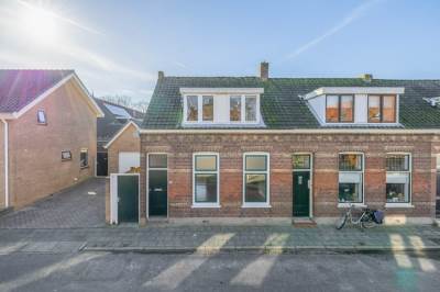 Woning van Aerssenstraat 16 Sommelsdijk