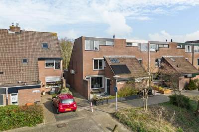 Woning Langetuin 192 Zwaag
