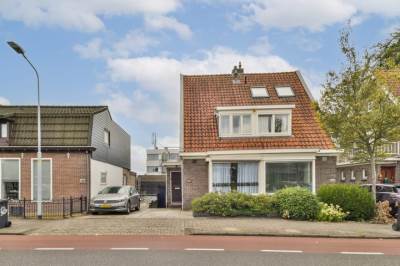 Woning Nieuwemeerdijk 147 Badhoevedorp